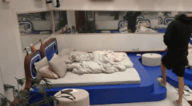 1725738851179.gif