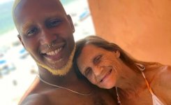 זה רק אני והגלשן שלי.jpg