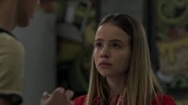 אמילי גדות.jpg