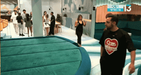1755981013523.gif