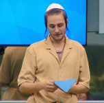 נסיך העונה ומלך ישראל.gif