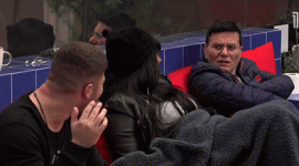 יוסי תקווה גדי צוחקים.gif