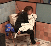 לינור ישנה.gif