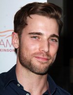 Dustin Milligan 08.jpg Dustin Milligan 08.jpg