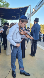 מחתונת אשכנזי --- עם גרומן.png